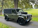 Land Rover Defender - Land Rover Defender: Cabrio
