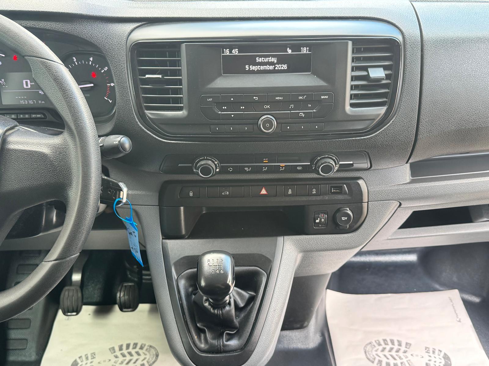 Peugeot Expert Kasten Premium L2 2.0 BlueHDI