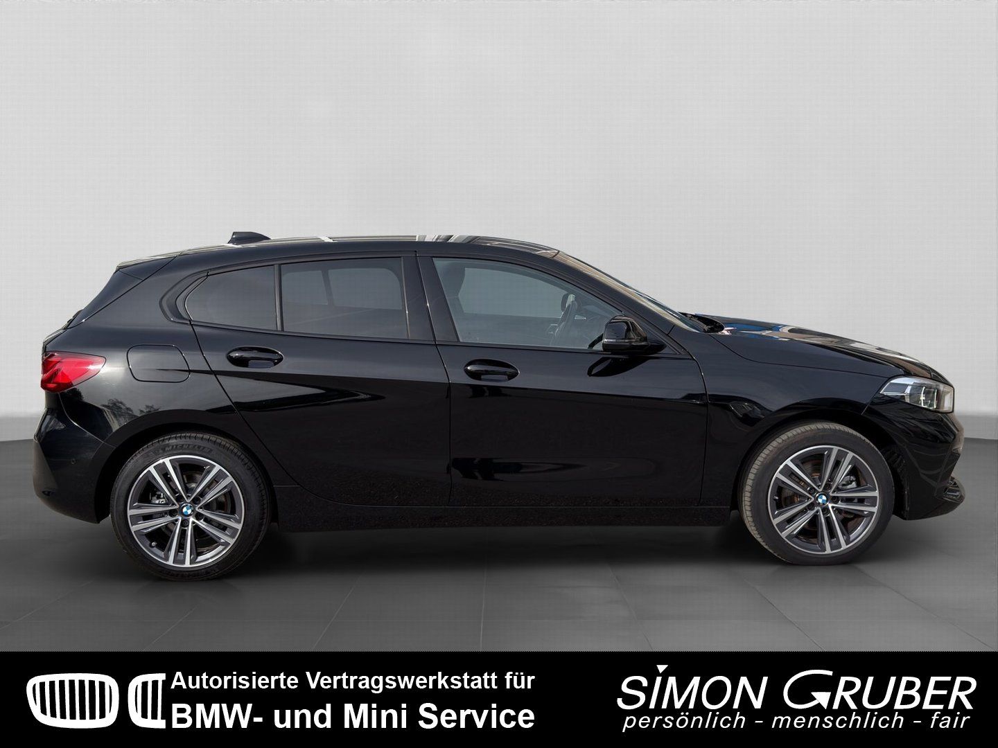 Fahrzeugabbildung BMW 118i Sport Line Shadow Line Navi Kamera Hifi LED
