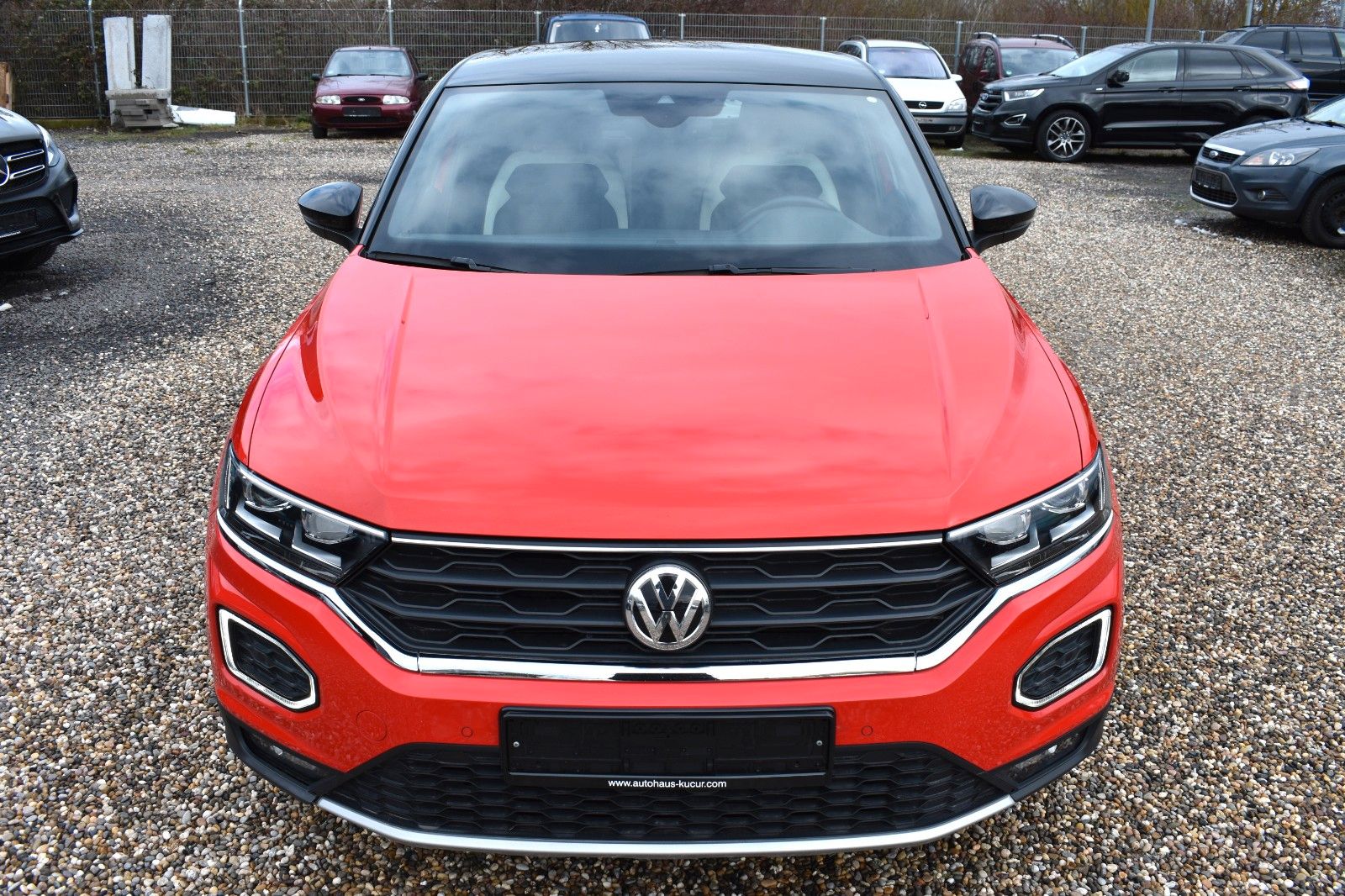 Fahrzeugabbildung Volkswagen T-Roc Sport 4Motion LED AHK Applecar Automatik