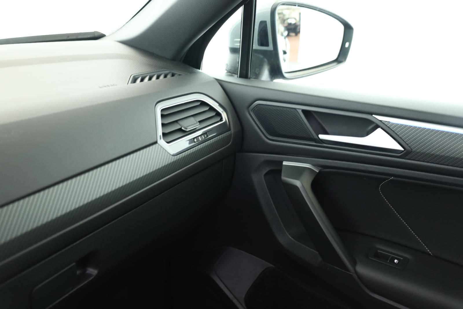 Volkswagen Tiguan Allspace 2.0 TDI 4M DSG R-Line 7 Pano Kam foto 16