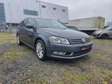 Volkswagen Passat Variant Highline*DSG*Navi*PDC*SHZ*ACC - Volkswagen Gebrauchtwagen in Wiesbaden