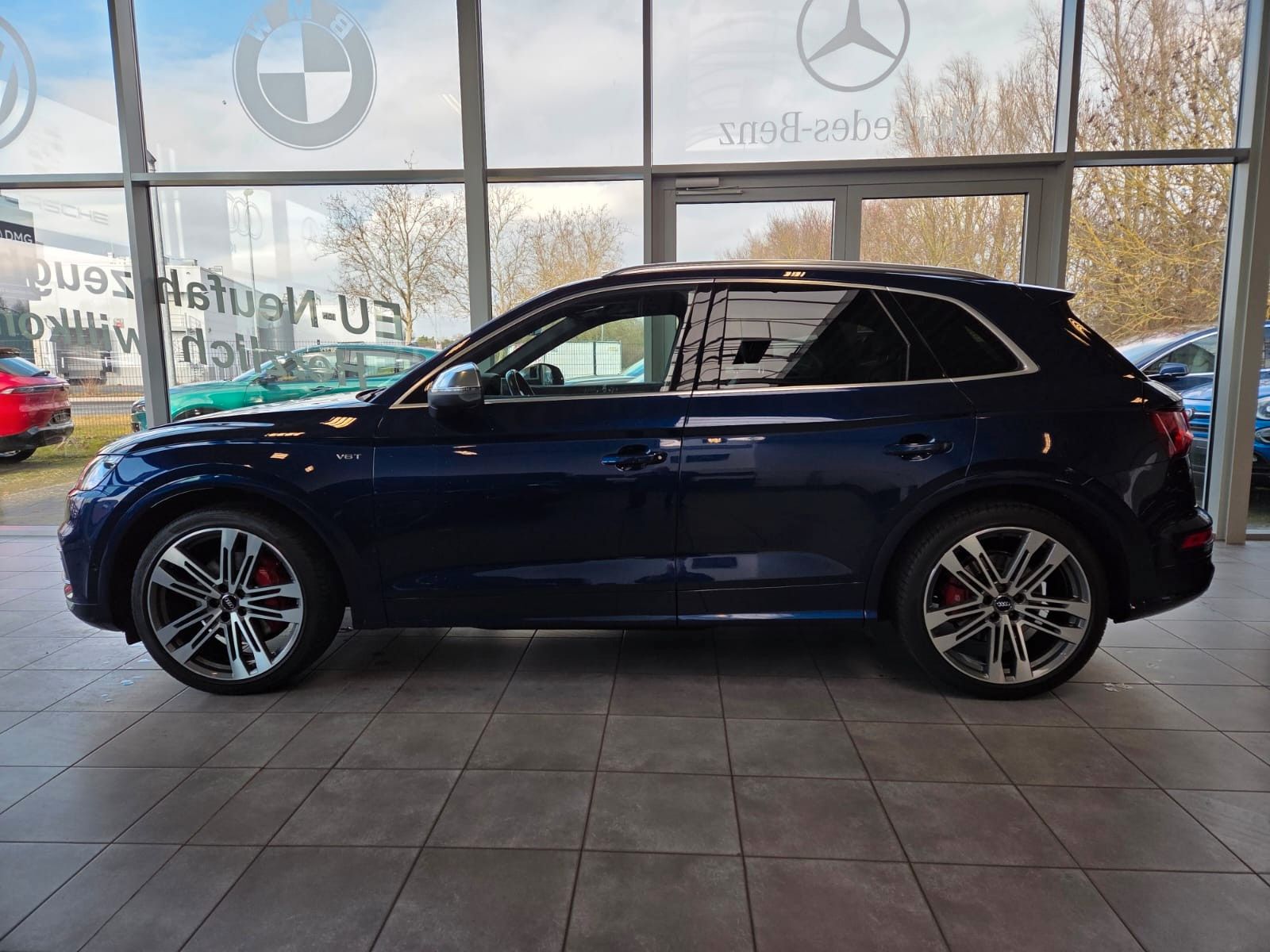 Fahrzeugabbildung Audi SQ5 3.0 TFSI quattro/Voll/Panodach/HUD/AHK