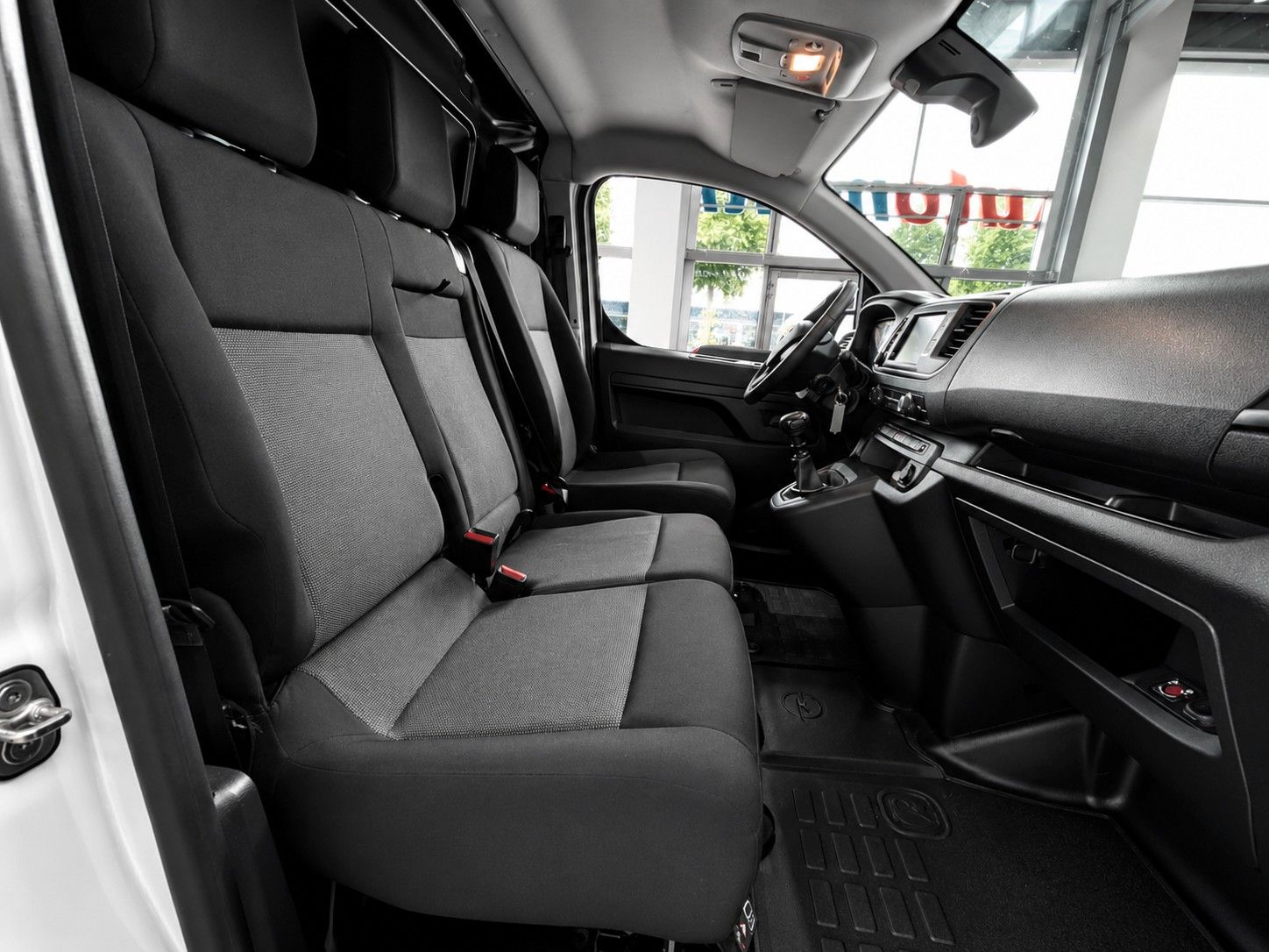 Fahrzeugabbildung Opel Vivaro Kasten Edition M KLIMA NAVI TEMPOMAT 1.Hd