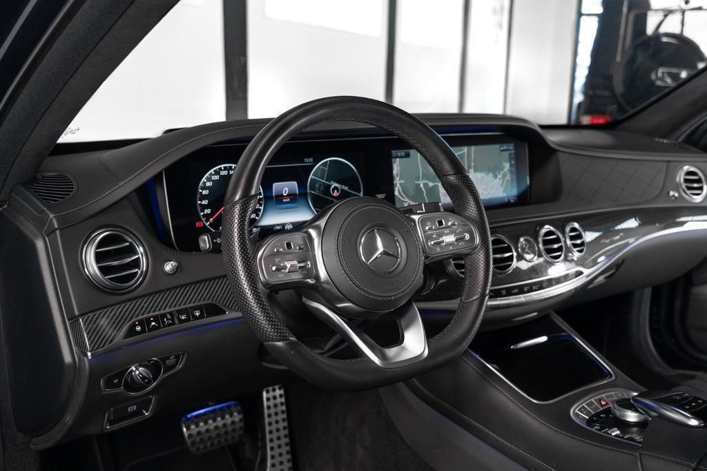 Mercedes-Benz S 560