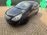 Opel Corsa 1.4 Color Edition 74kW Color Edition TÜV  - Opel Corsa aus 2011: Color Edition