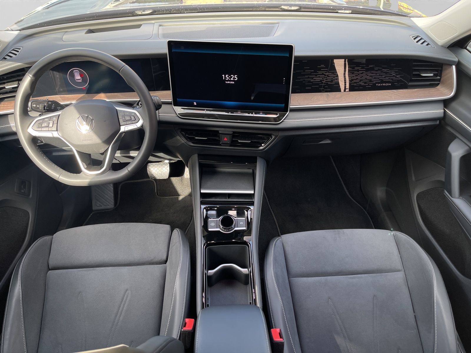 Volkswagen Tayron 2.0 TSI 4M ELEGANCE STHGZ MATIX AHK HuD foto 5