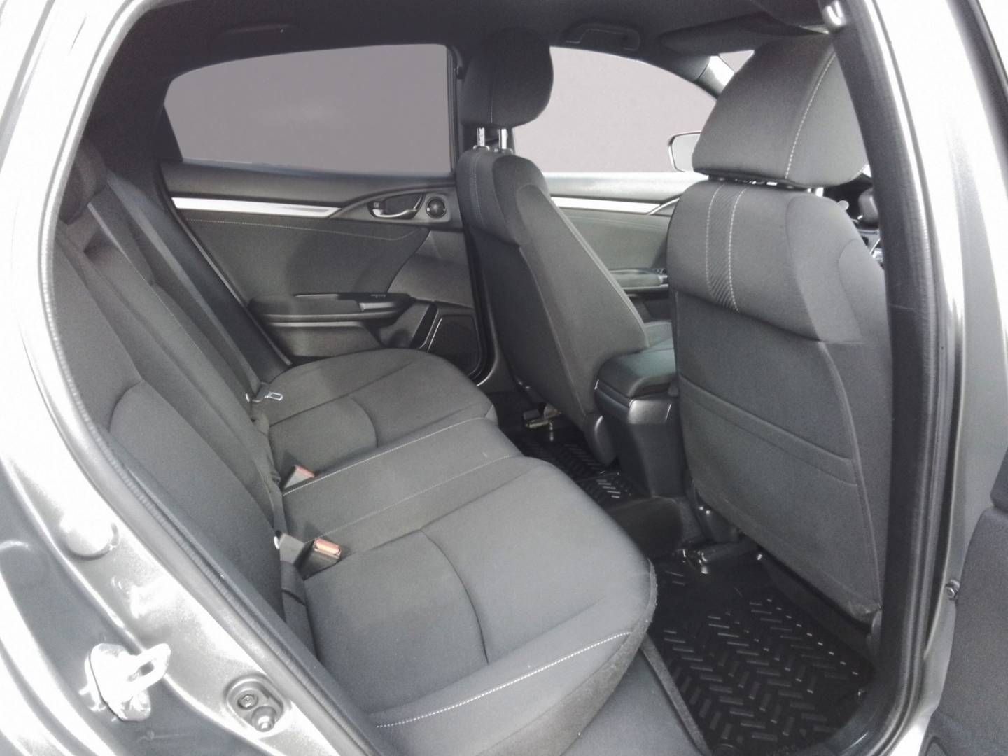 Fahrzeugabbildung Honda Civic 1.0 Turbo Elegance