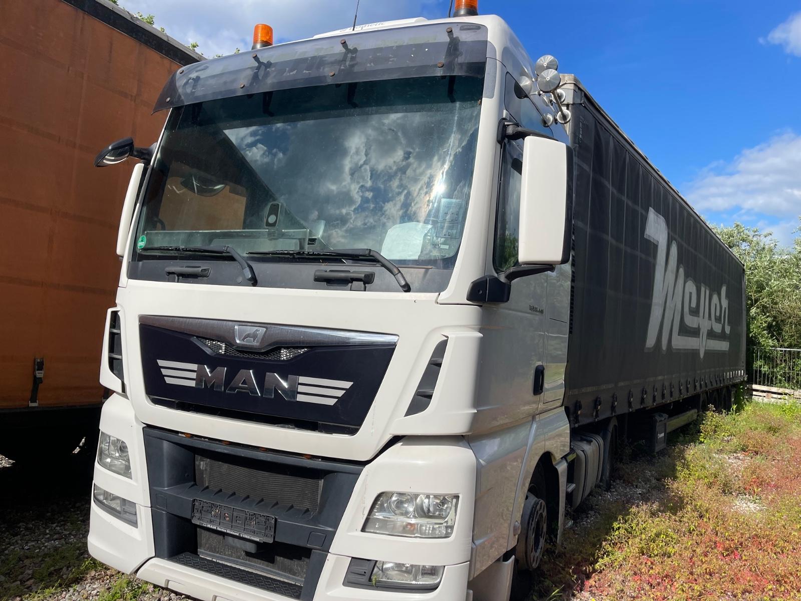 MAN TGX 18.440 XXL   Euro 6 Mega Lowliner 420,460,50