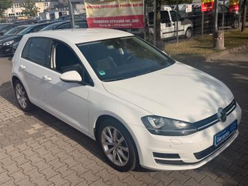 Volkswagen Golf - 6