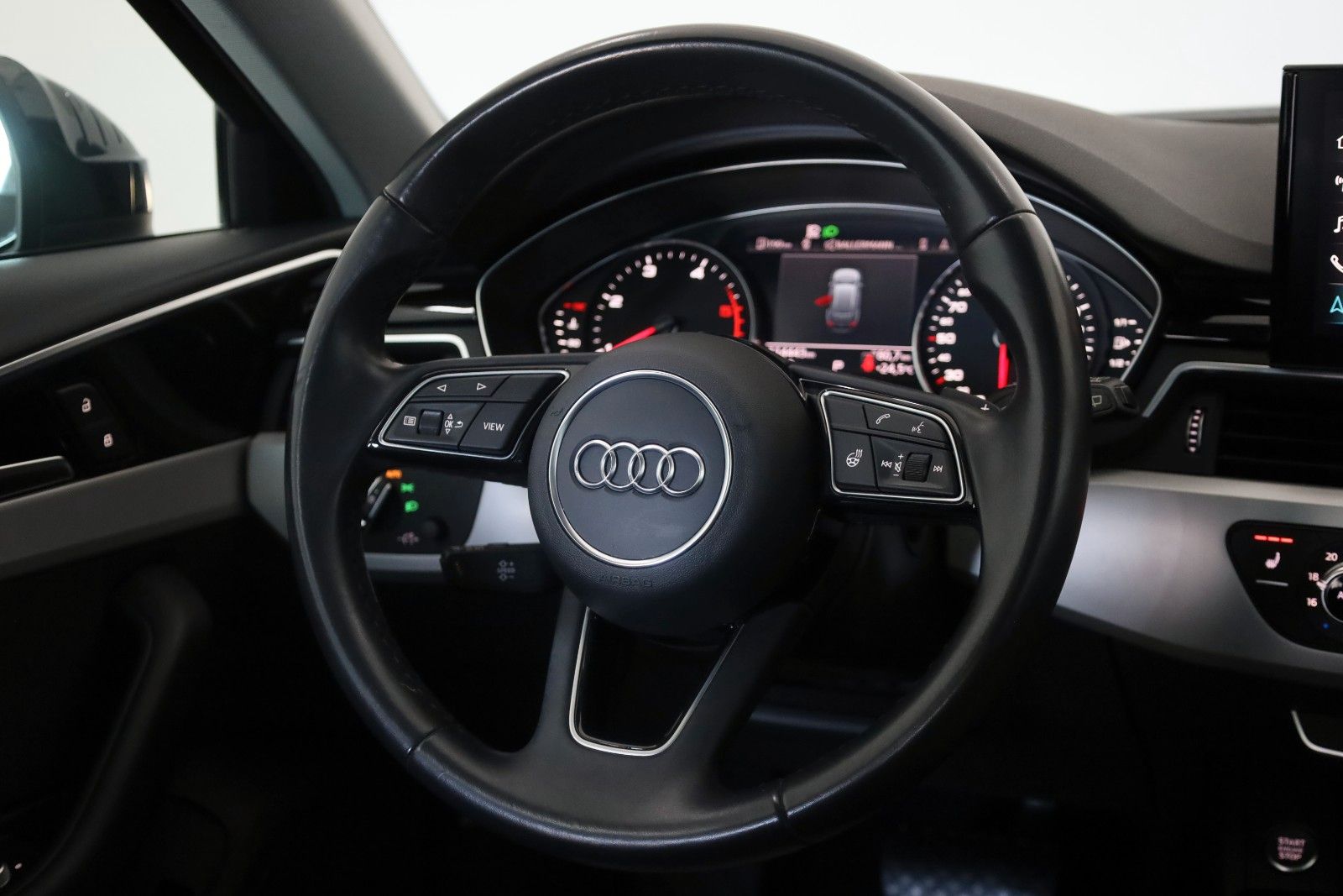 Fahrzeugabbildung Audi A4 Avant 35 TDI advanced Navi,LED,Panorama,SH,