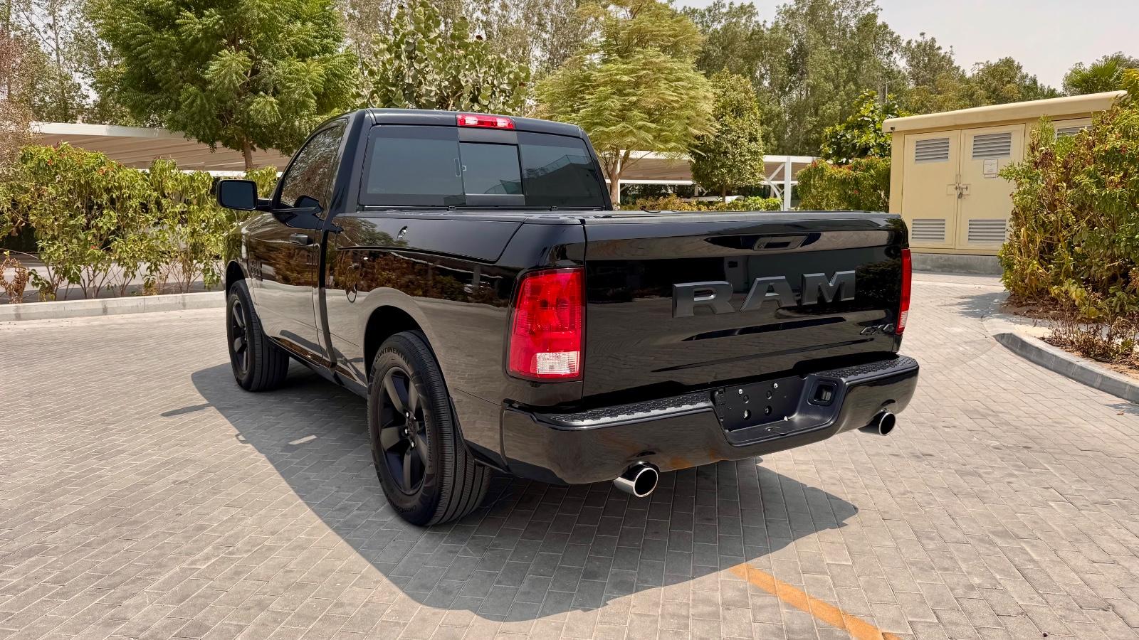 Dodge 5.7*V8*4X4*SINGLE*RAMBOX*CLEAN-CARFAX*AHK*NAVI*