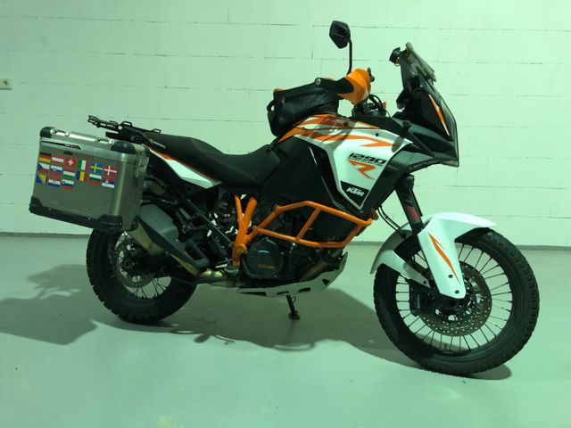 KTM 1290 Super Adventure R *1. Hand