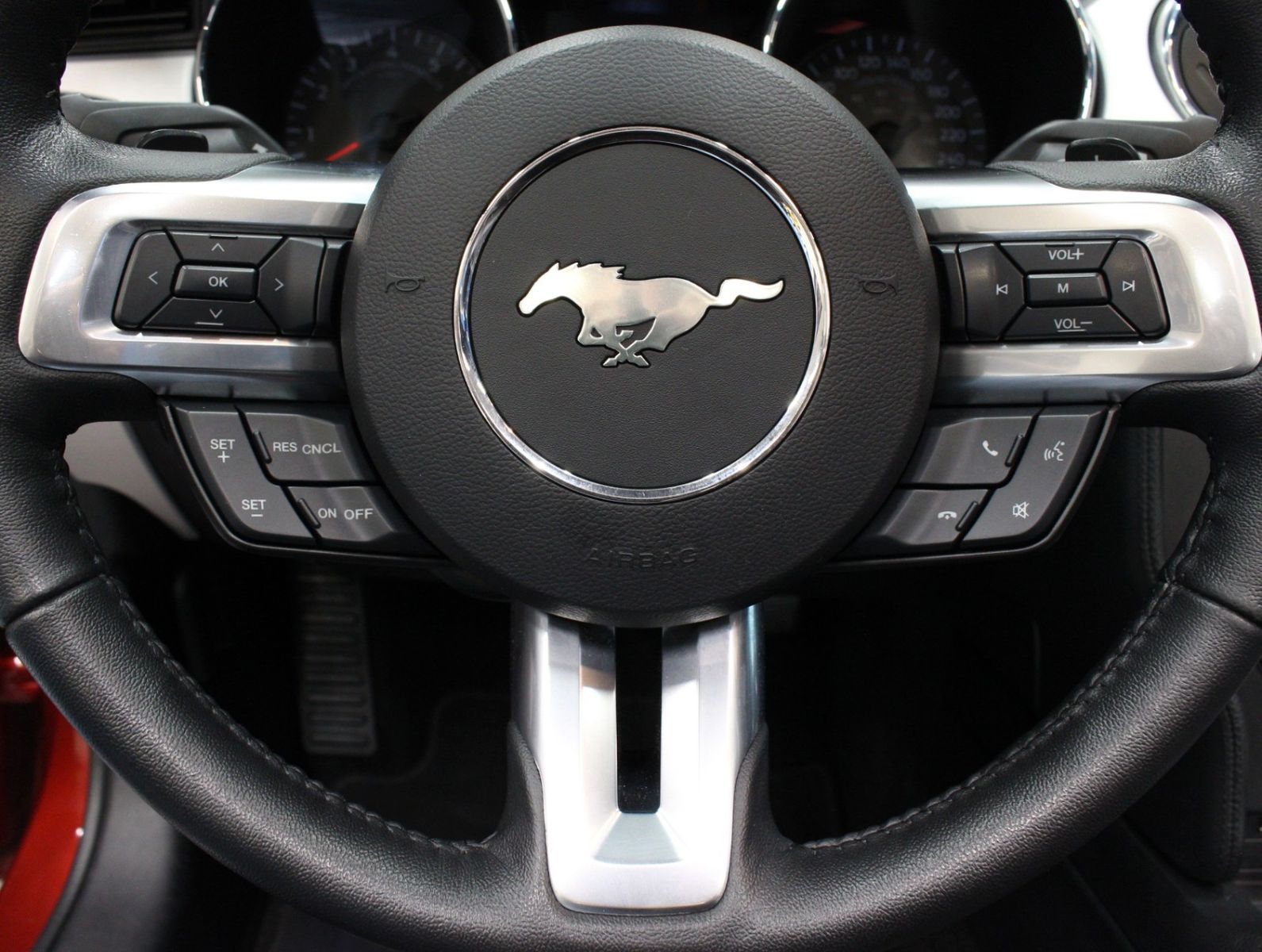 Fahrzeugabbildung Ford Mustang 2.3 EcoBoost Auto