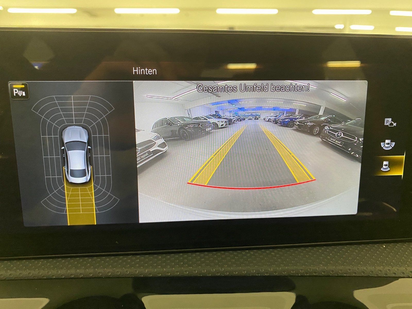 Fahrzeugabbildung Mercedes-Benz CLA 35 4M AMG*Panorama*Kamera*LED*Ambiente*MBUX*