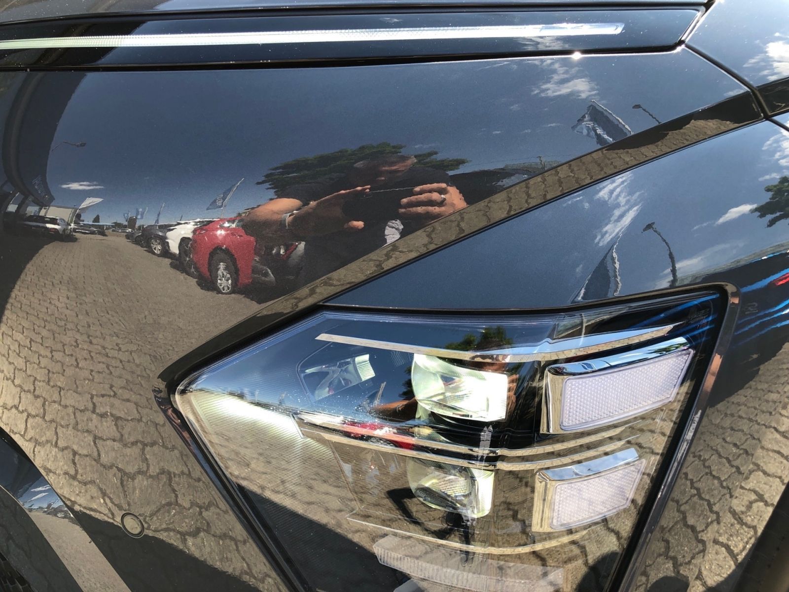 Fahrzeugabbildung Hyundai KONA Trend Elektro 65,4 kWh Navi el.Heckklappe