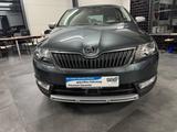 Skoda Rapid Spaceback Scoutline BEHINDERTENGERECHT - Skoda Rapid: Spaceback