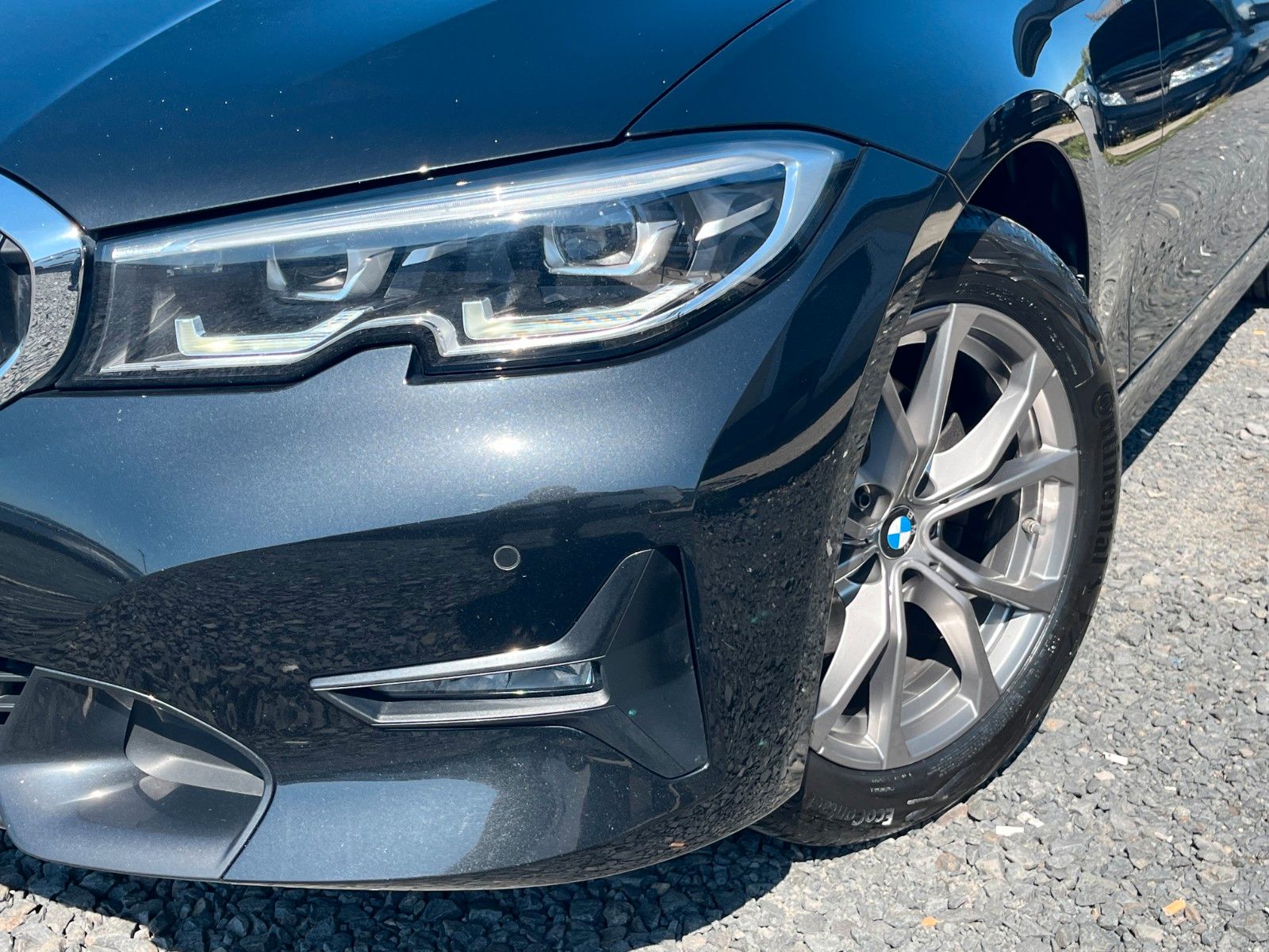 Fahrzeugabbildung BMW 320d xDrive Aut. SPORT LINE Navi LED AHK M Lenkr
