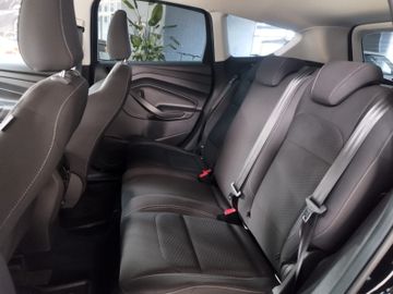 Ford Kuga - 11