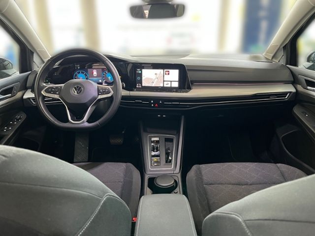 Fahrzeugabbildung Volkswagen Golf Variant 2.0 TDI DSG LIFE GJR ACC NAVI AHK