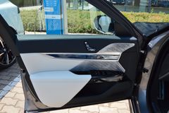 BMW M760 – 9 / 24