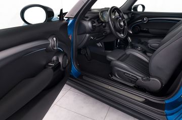 MINI COOPER SE ELECTRIC COLLECTION HUD PANO Black Pak