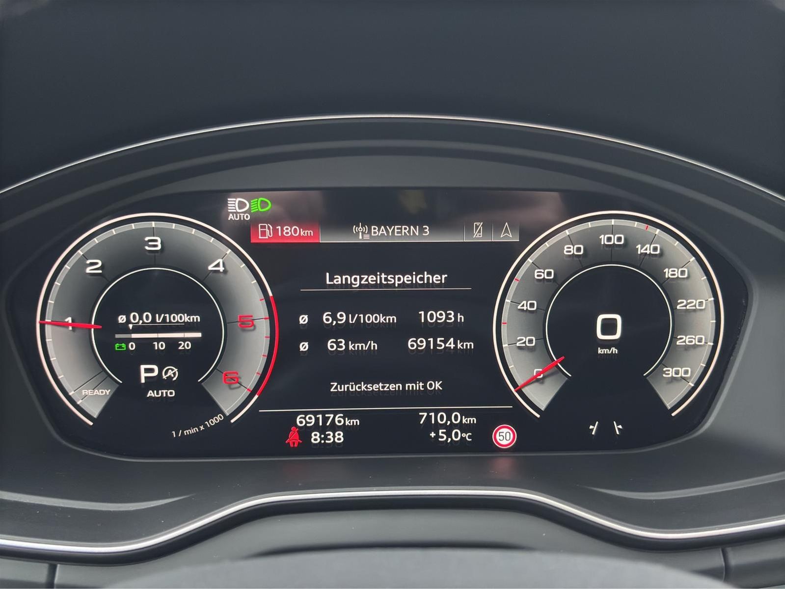 Q5 2.0 TDI quattro S-Line AHK PANO MATRIX-LED