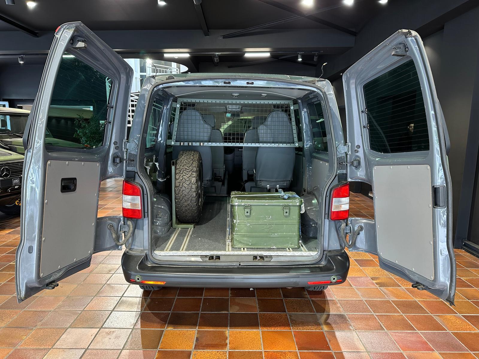Volkswagen T5 WIDDER 4MOTION ROCKTON SEIKEL BUNDESWEHR OFFR
