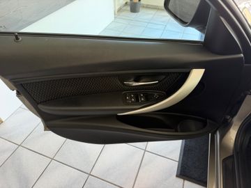 BMW 320 - 8