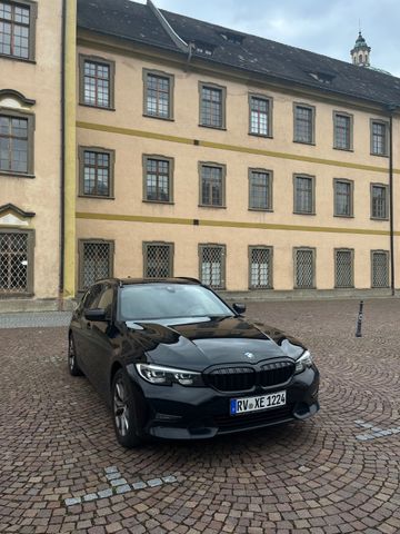 BMW 320d Touring Automatik -
