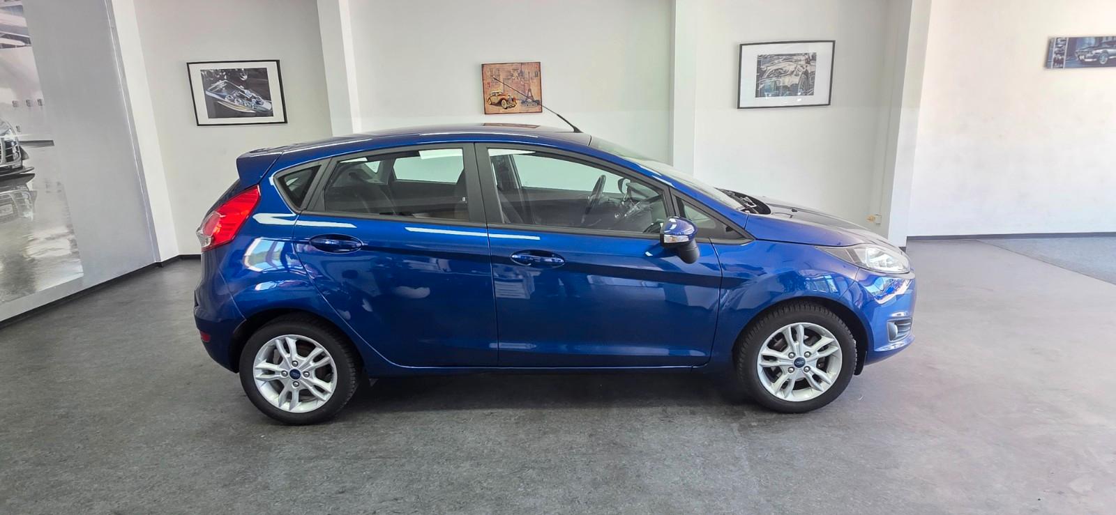 Ford Fiesta SYNC Edition Klima TÜV 06/2028