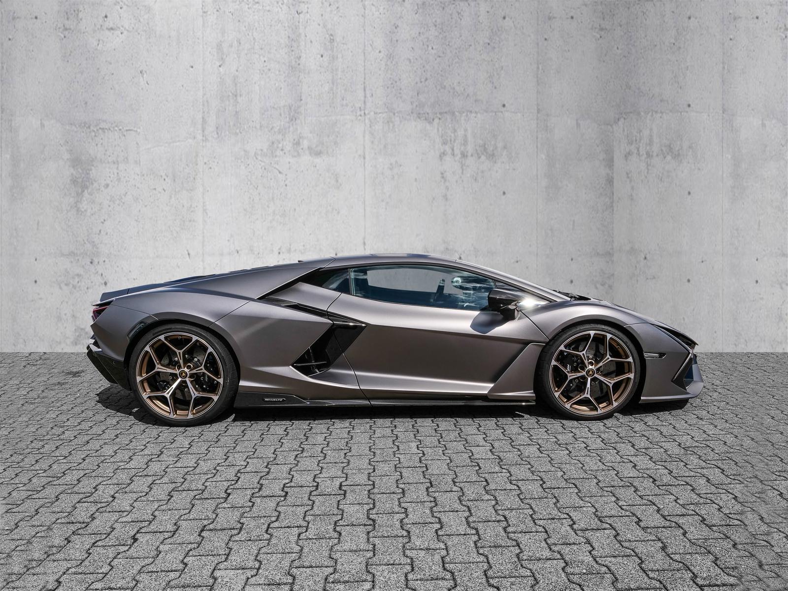 Lamborghini Revuelto Grigio Titans, Full High Assistant Pack