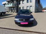 Volkswagen Passat 1.6 Automatik Trendline 100PS Sitzheizung - Volkswagen Passat aus 1998