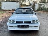 Opel Manta 1.8 CC Hobbyaufgabe - Opel Manta mit Benzin-Antrieb: Automatik