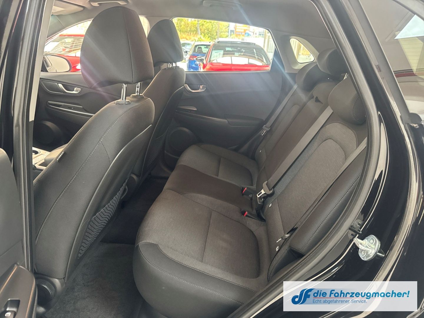 Fahrzeugabbildung Hyundai KONA Trend Elektro 2WD Navi Soundsystem LED ACC