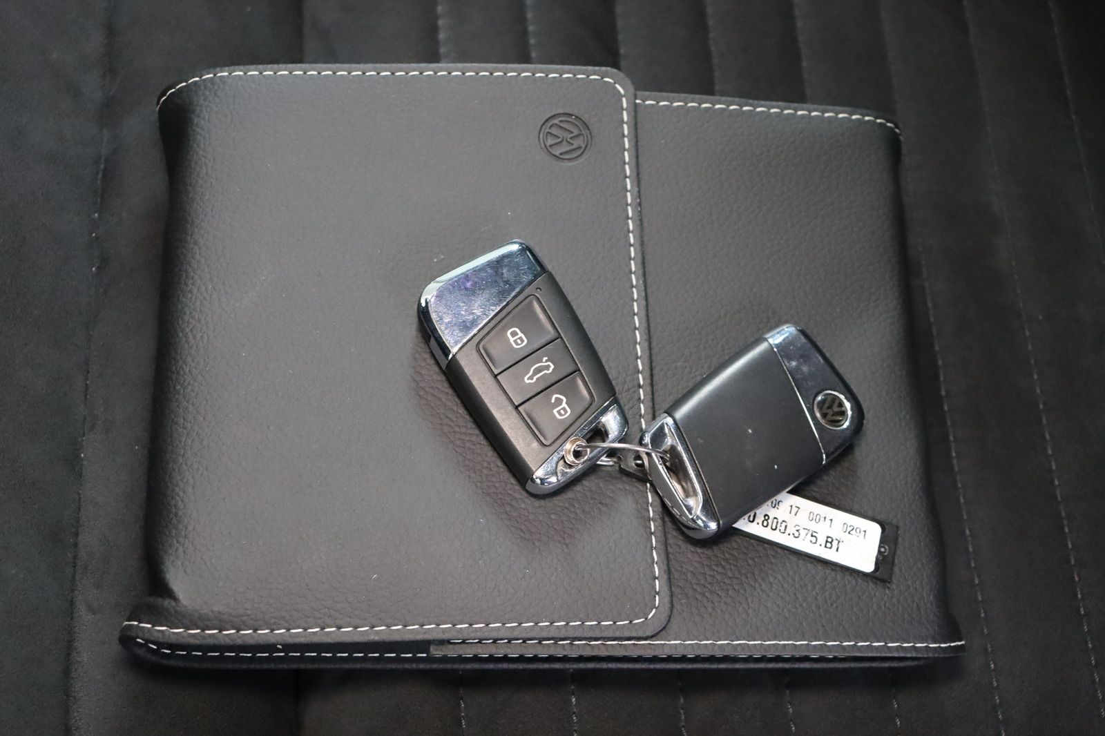 Fahrzeugabbildung Volkswagen Passat Variant 2.0 TDI Highline BlueMotion DSG