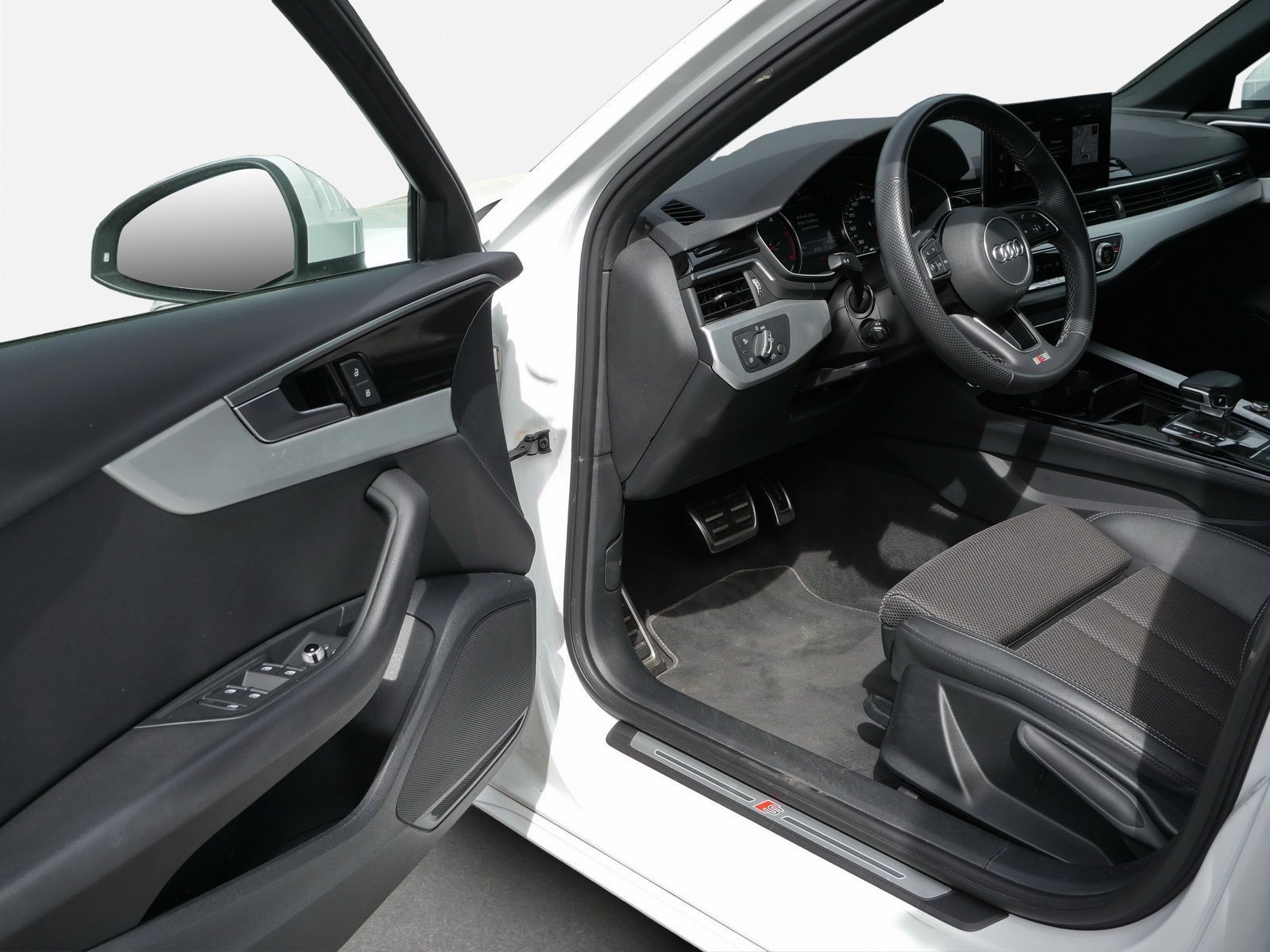 Audi A4 - Bild 14