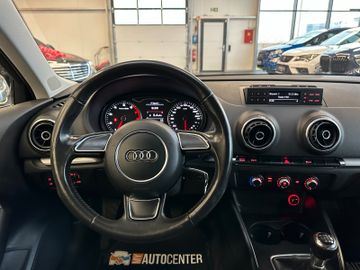 Audi A3 Sportback ambition *1. Hand*AHK*Klima*Radio*