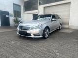 Mercedes-Benz E500 CGI 4Matic AMG Paket KeyleesGo Lagerschaden - Mercedes-Benz E 50 mit Benzin-Antrieb