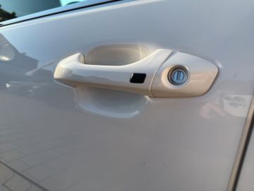 Kia Stonic 1.0T DCT7 Platinum Edition Kamera SHZ