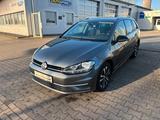 Volkswagen Golf 7 Variant IQ.DRIVE 2,0 TDI DSG NAVI,ACC,UVM - Volkswagen Golf: 7 TDI
