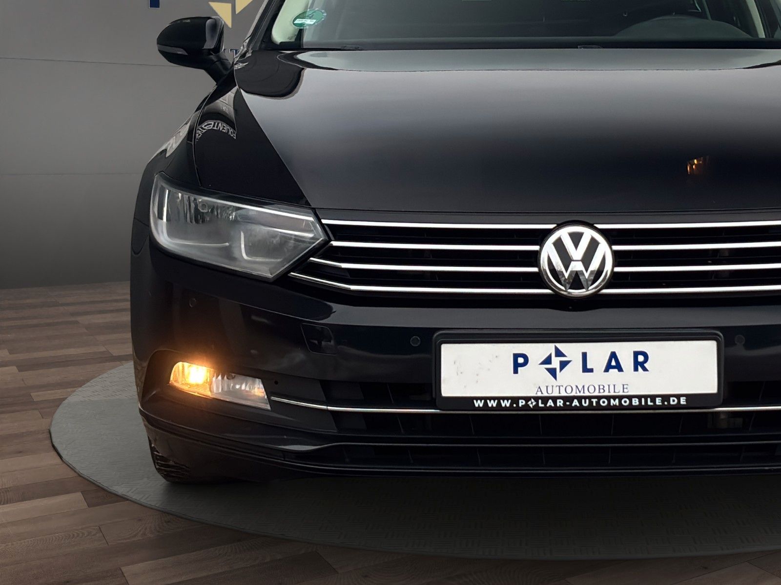 Fahrzeugabbildung Volkswagen Passat Massage/Pano/Sitzheiz/ACC *Zahnriemen neu