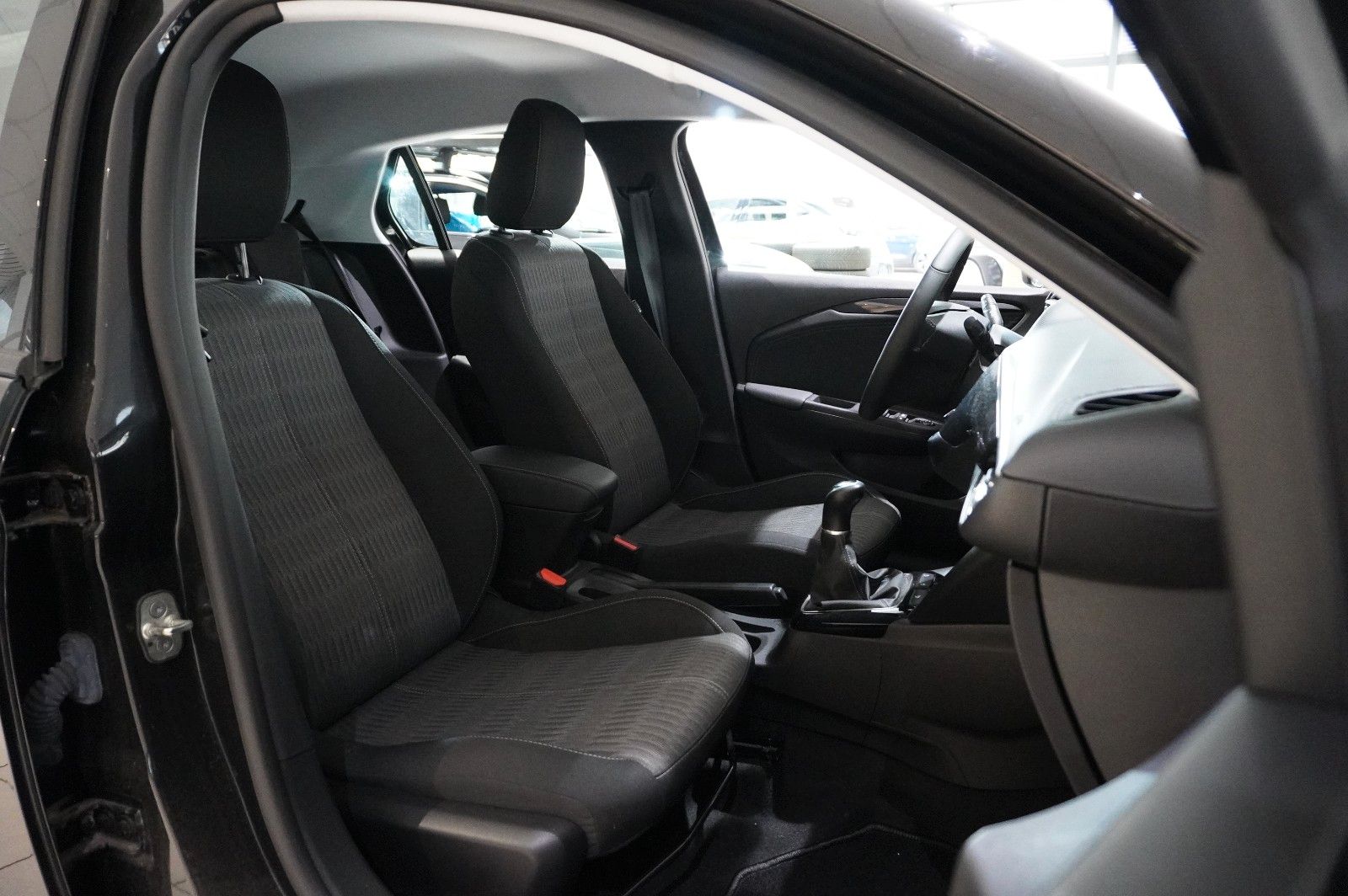 Fahrzeugabbildung Opel Corsa F 1.2 ELEGANCE NAVI/LED/KAMERA/SPORT/DAB+
