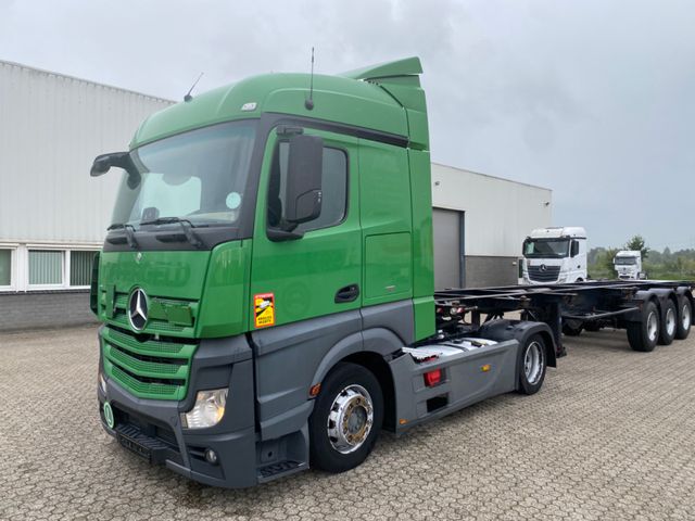 Mercedes-Benz Actros 1845 MEGA AUT/RETARDER/STANDKLIMA/NAVI