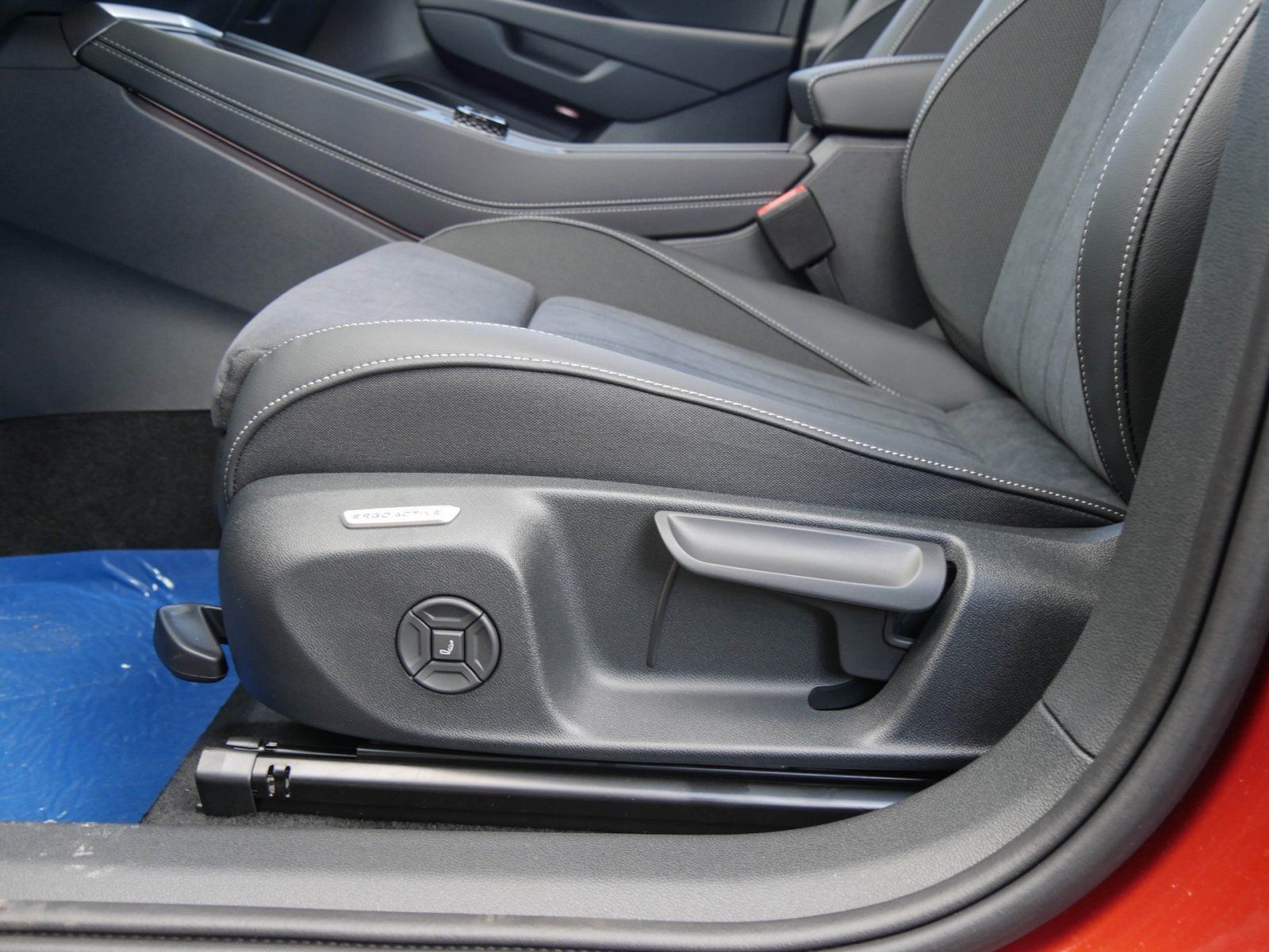 Volkswagen T-Roc - Bild 15
