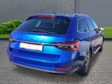 Skoda Superb Combi Style 2.0 TDI+Navi+Alufelgen+elektr - Skoda: Blau