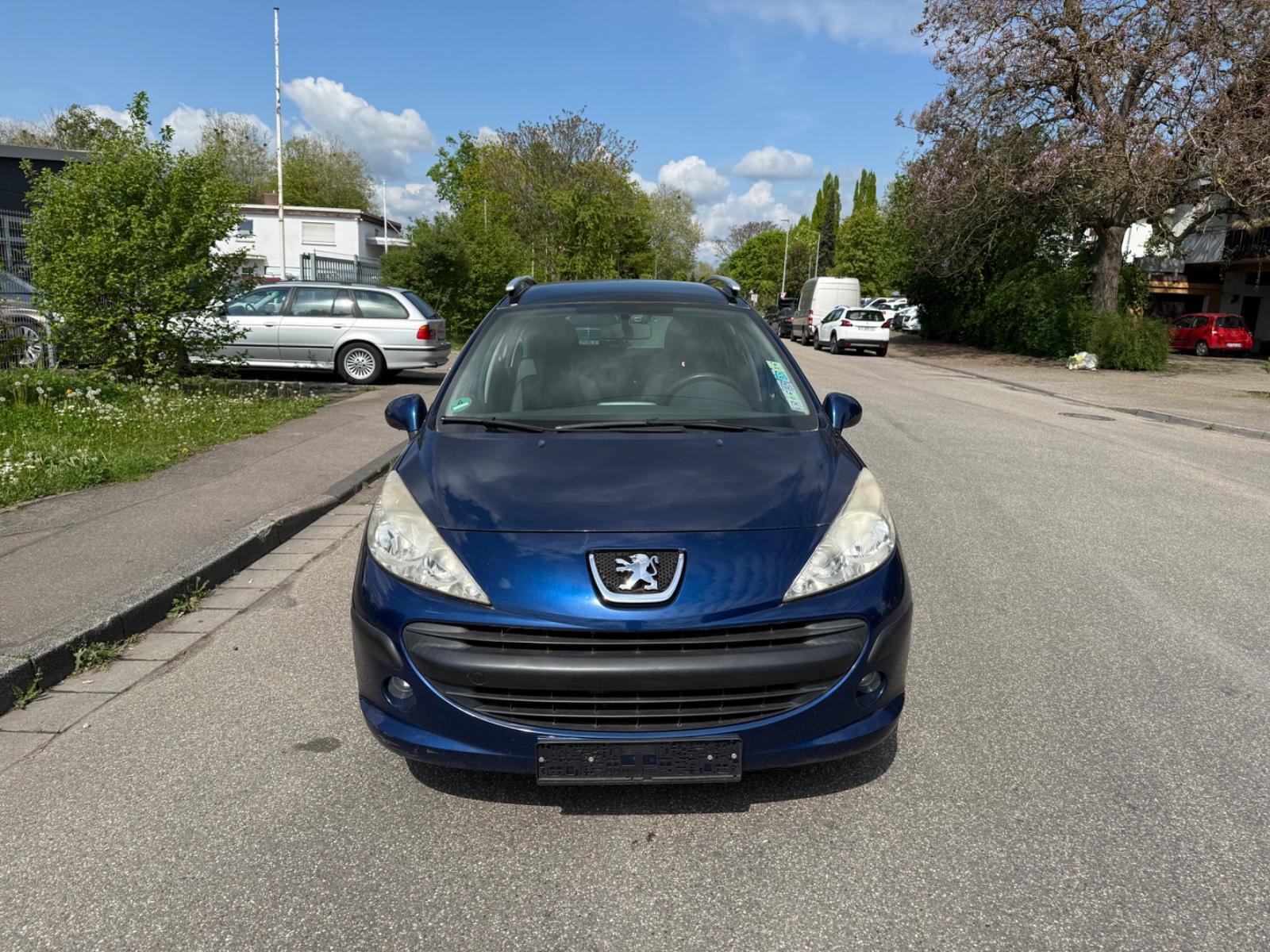 Peugeot 207 2008 — rear view