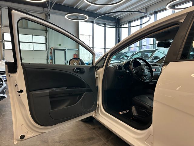 Seat Leon Comfort Limited *2. Hand*Klima*SHZ*Navi*PDC