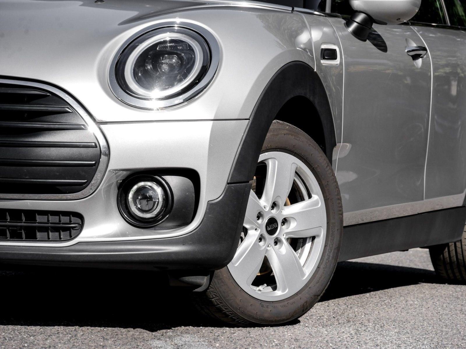 MINI Cooper Clubman ESSENTIAL TRIM+DA+KAMERA+LED+SHZ