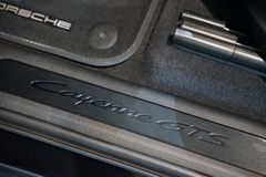 PORSCHE Cayenne GTS Coupé | Leichtbau Sport-Paket PORSCHE Cayenne GTS Coupé | Leichtbau Sport-Paket
